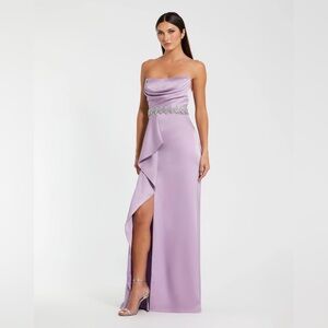MAC DUGGAL
Purple Strapless Satin Gown With Embellished Belt Detail Size 2